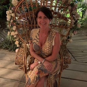 Meet your Posher, Raymonde